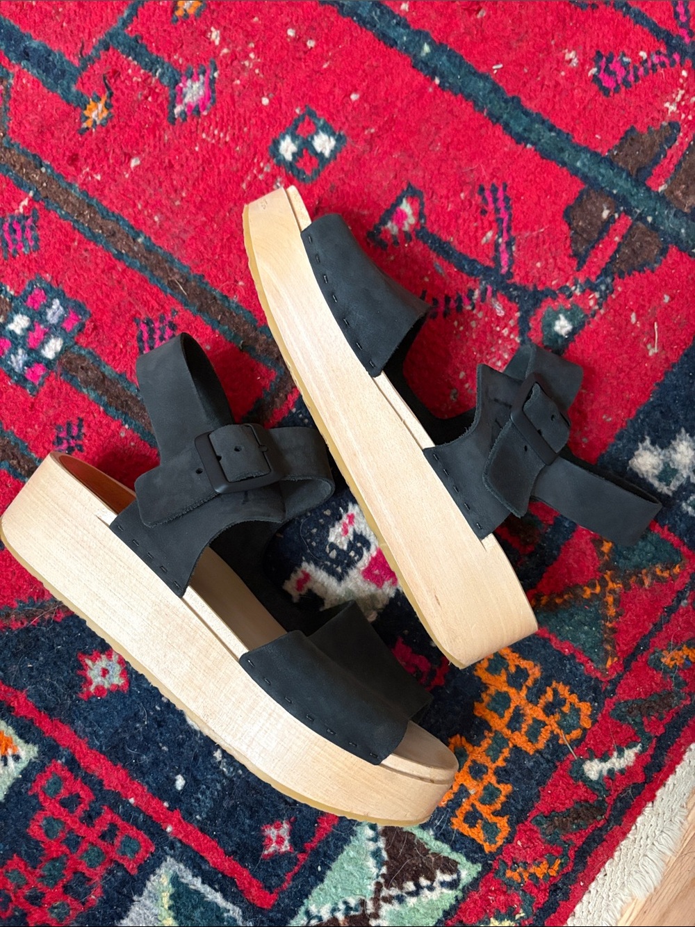 Bryr Ursi Clog Sandals in Coal 38